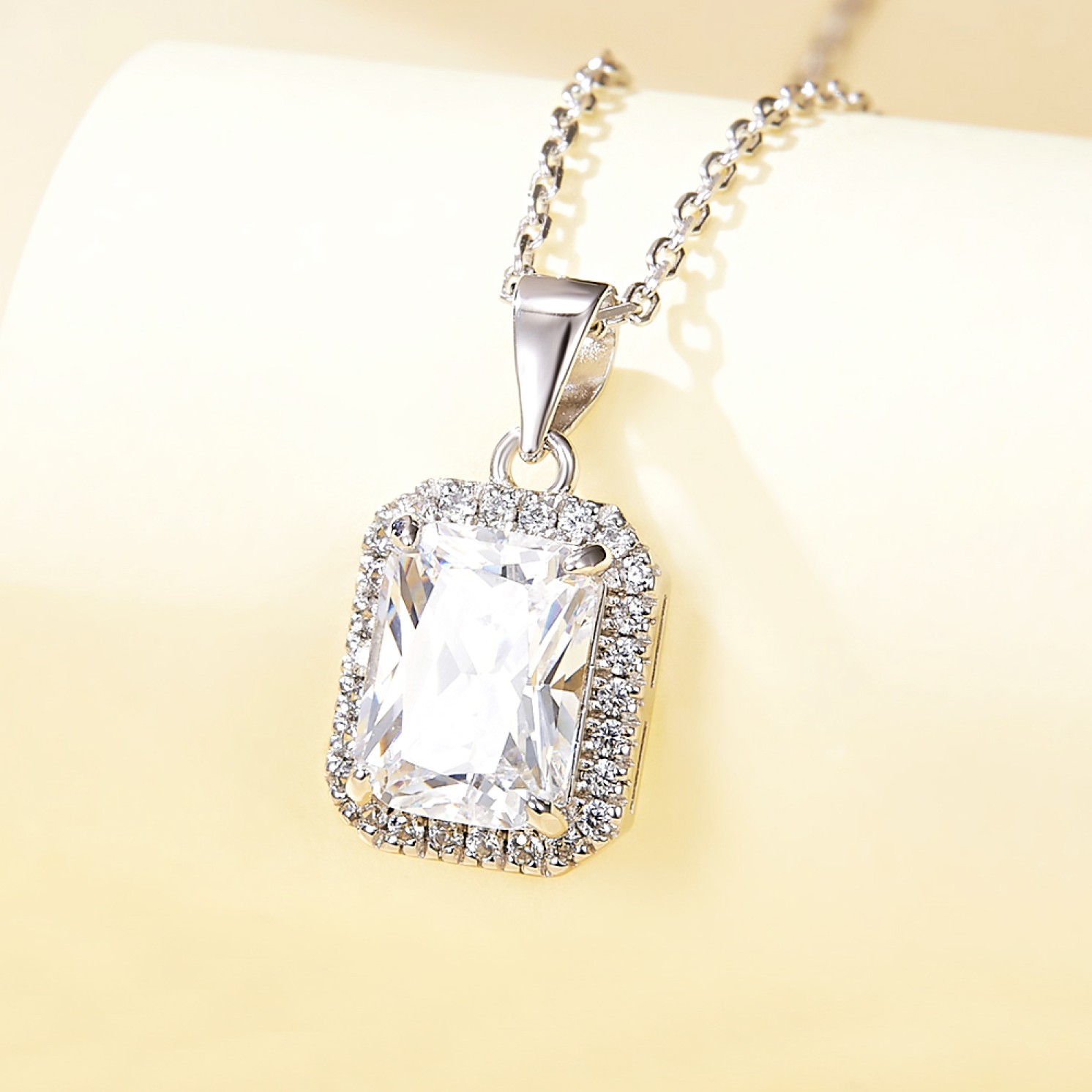 1 carat diamond necklace - België