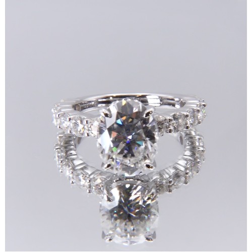 Moissanite Ringen in Platina