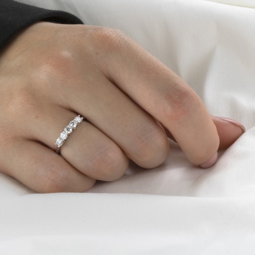 Quintella - 5 Stenen Moissanite Jubileumring