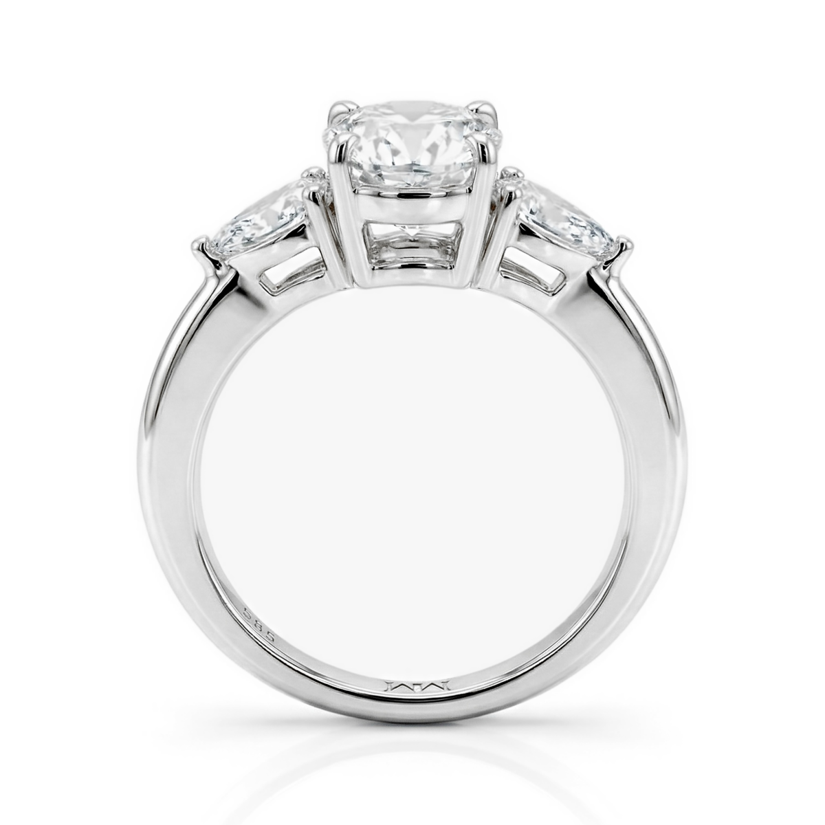 Trielle - Cushion Moissanite Verlovingsring met Peer Geslepen Zijstenen
