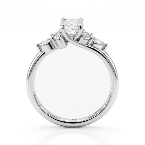 Olivette - Ovaal Geslepen Moissanite Verlovingsring met Marquise Zijstenen