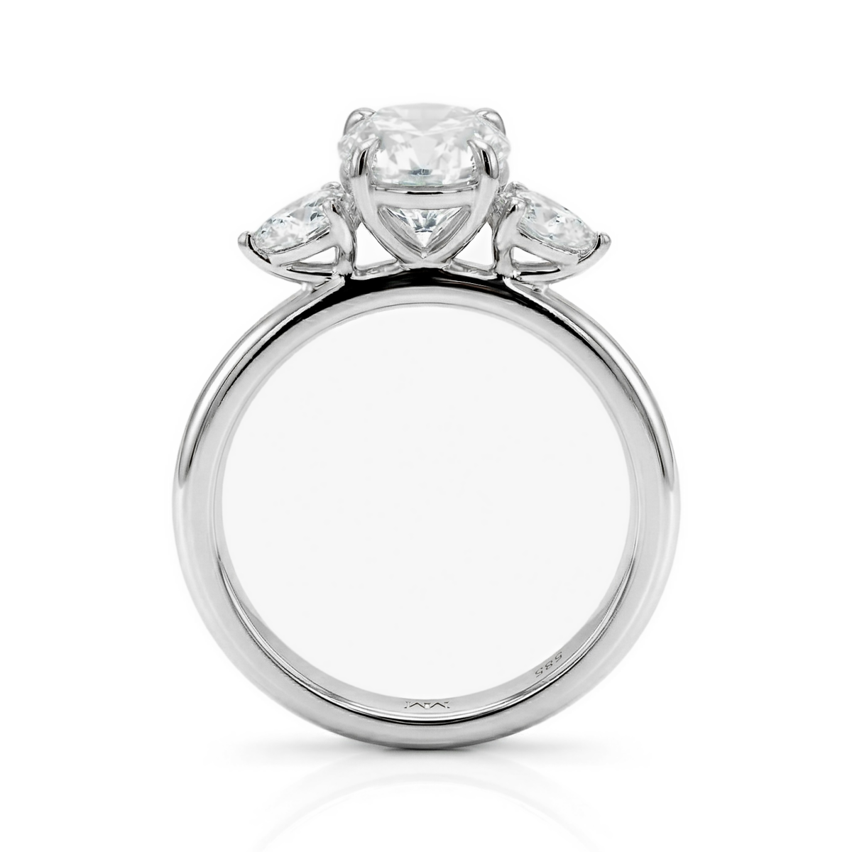 Vivienne - Ovaal Moissanite Trilogy Verlovingsring