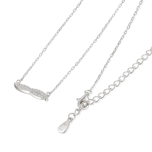 Astrid - Marquise-Geïnspireerde Moissanite Ketting met Pave Zetting