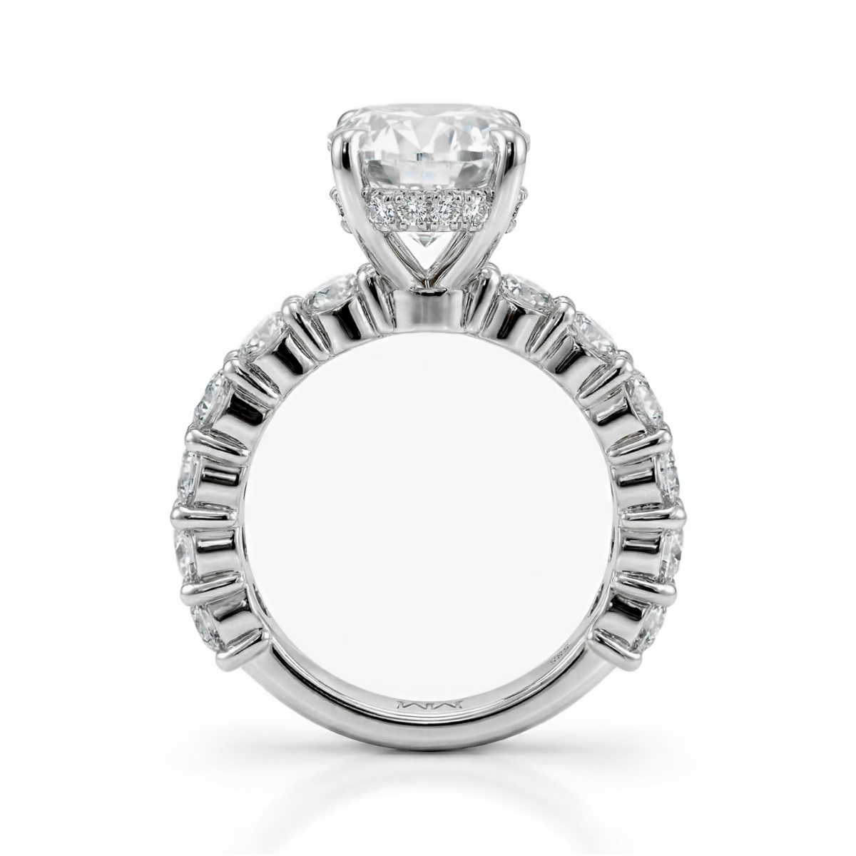 Majestica - Ovaal Moissanite Ring Met Zijstenen