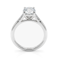 Mirage - Ovaal Geslepen Moissanite Verlovingsring Met Pavé Zijstenen