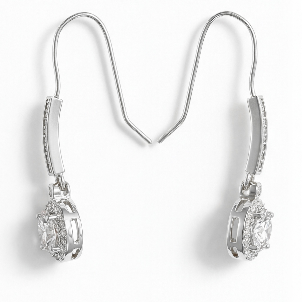 Luminary - Moissanite Halo Oorhangers