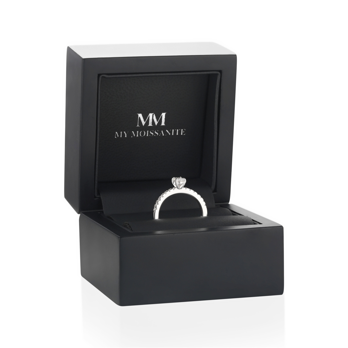 Nina Ring - Ovaal Moissanite Ring met Pavé Zijstenen