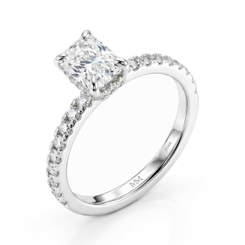 Astra - Radiant Moissanite Ring met Pavé Zijstenen & Hidden Halo