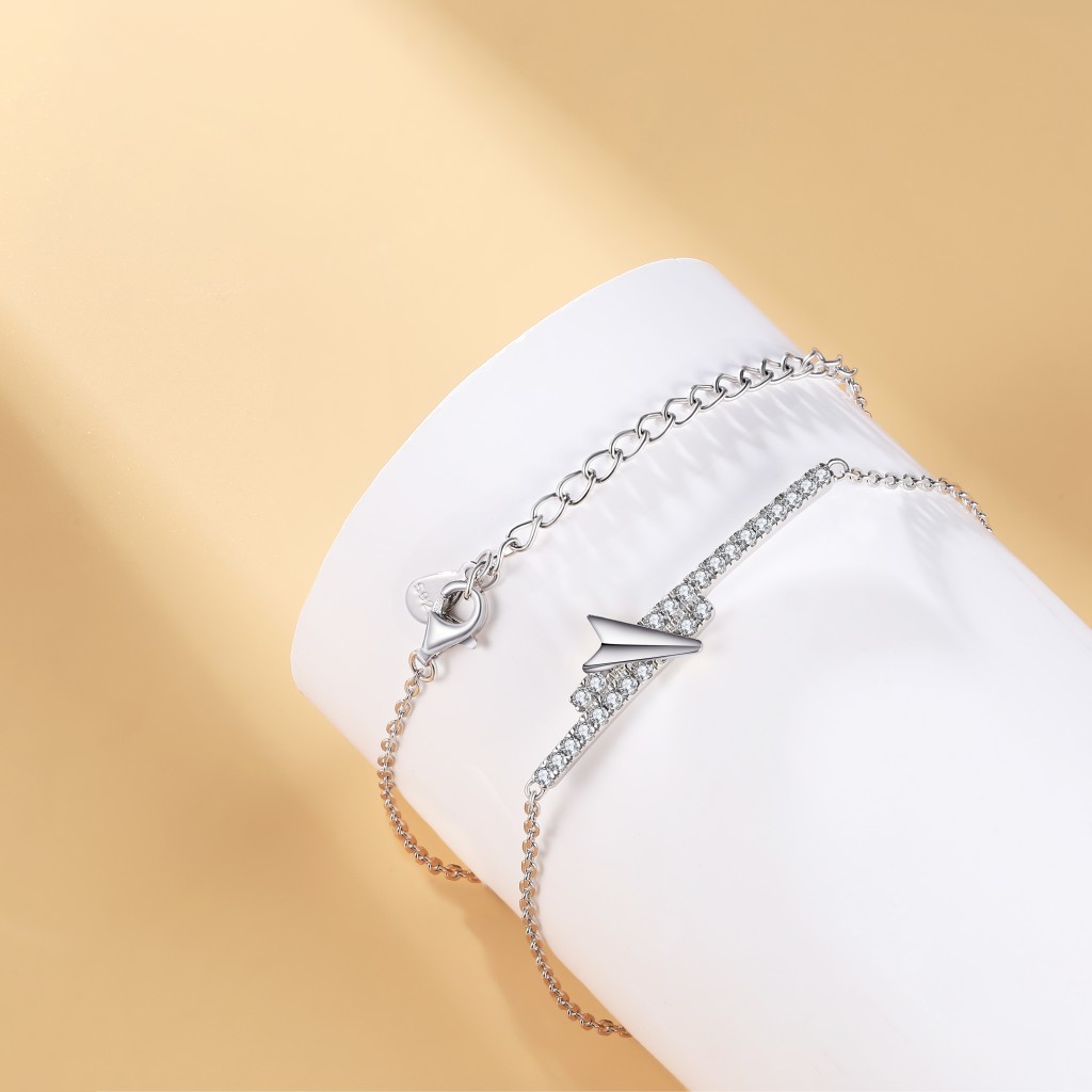 Volute - Chevron Moissanite Armband Met Pavézetting