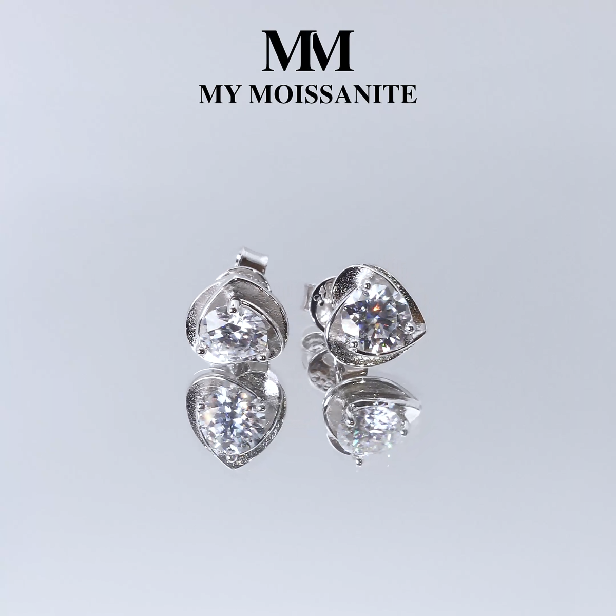 Luster - Moissanite Hart Oorknopjes