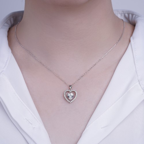 Valoria - Hartvormige Moissanite Hanger met Halo Detail