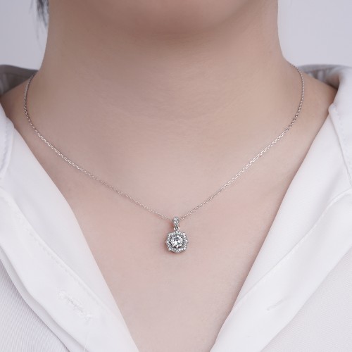 Octavia - Vintage Geïnspireerde Moissanite Hanger met Halo Versiering