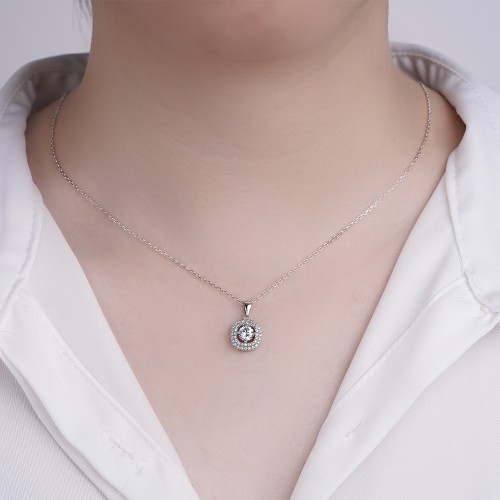 Vivara - Moissanite Hanger met Ingelegde Halo