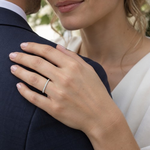 Starlet - Moissanite Eternity Ring - 