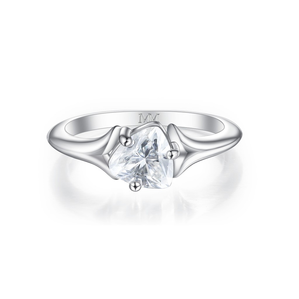 Elysia – Trillion Solitair Moissanite Ring