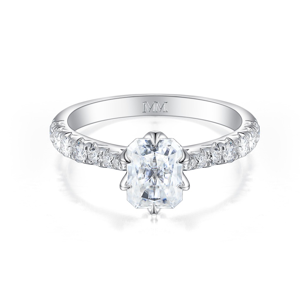 Lumiere - Radiant Geslepen Moissanite Ring Met Pavé-Gezette Stenen