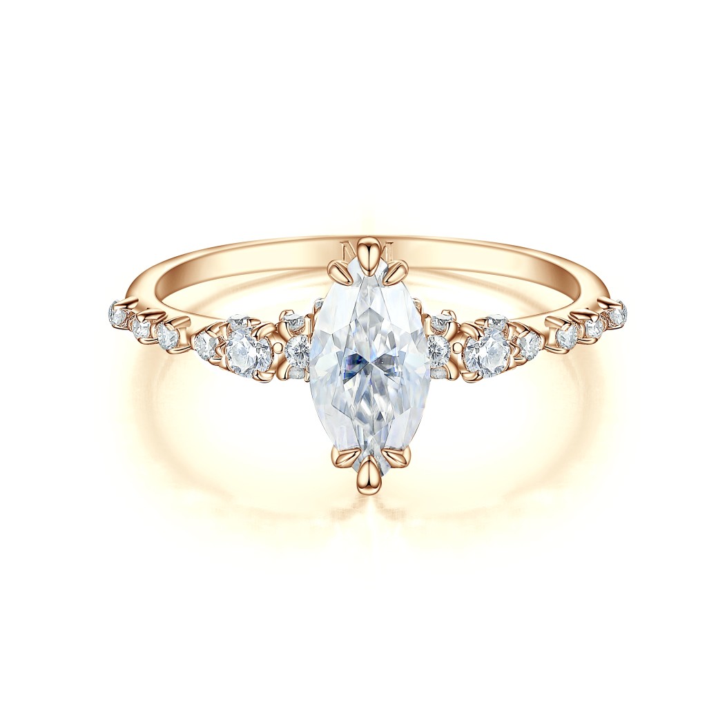 Elegante - Marquise Moissanite Ring met Vintage Geïnspireerde Minimalistische Zijstenen