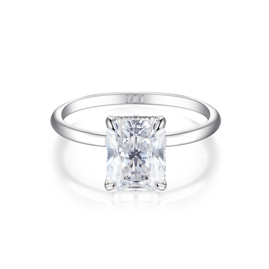 Mirabelle - Radiant Geslepen Moissanite Solitaire Ring met Mandzetting en Hidden Halo