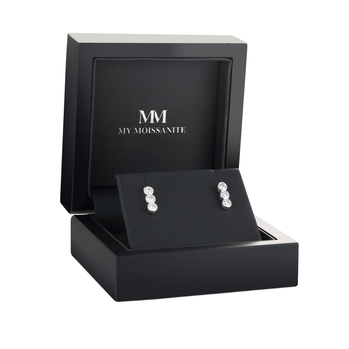 Tri-Bezel - Moissanite Stud Oorbellen in Bezel Setting