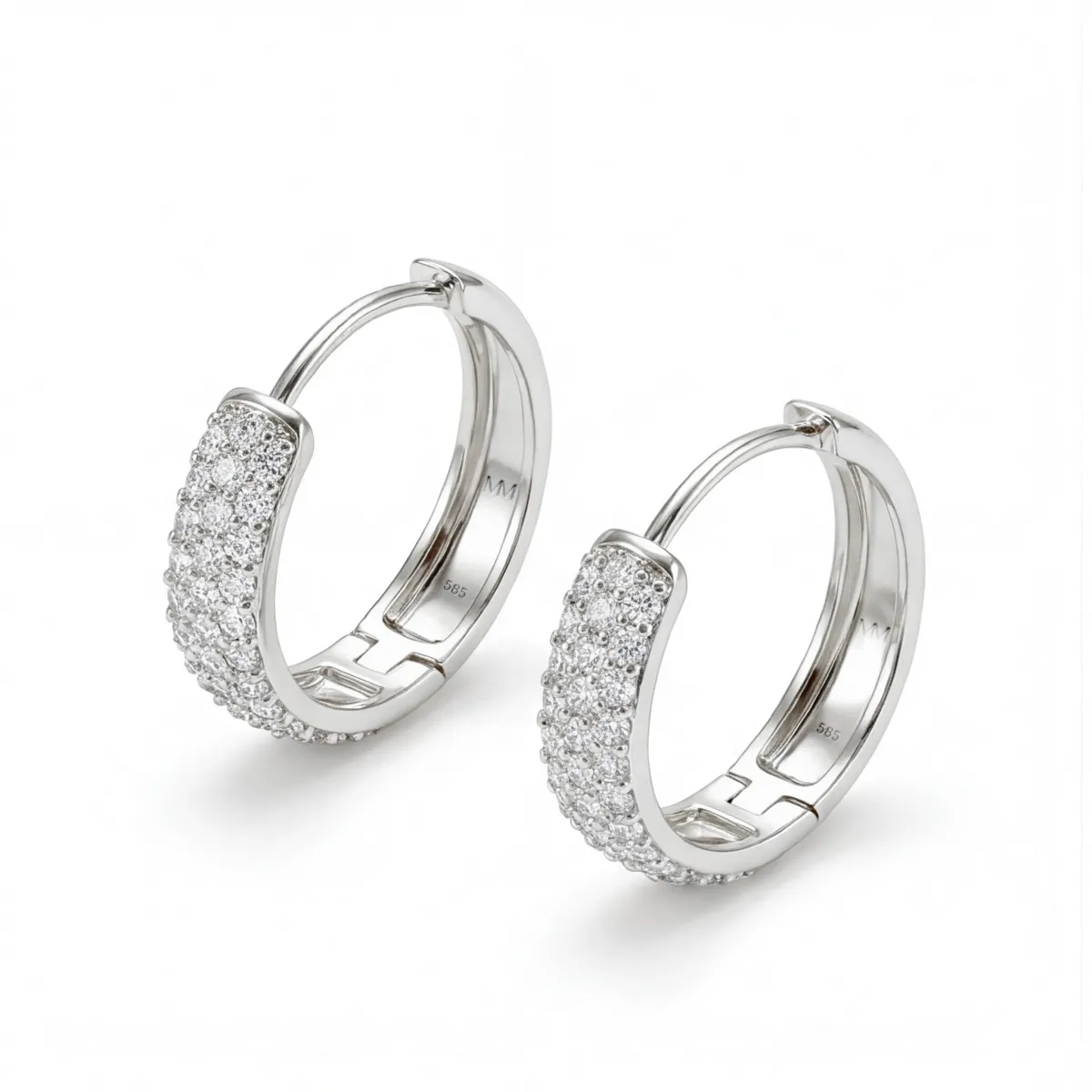 Glintique - Pavé Gezet Moissanite Huggie Oorringen Met Scharniersluiting
