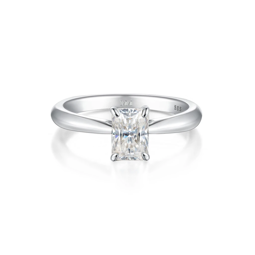 Lustra – Radiant Solitair Moissanite Ring