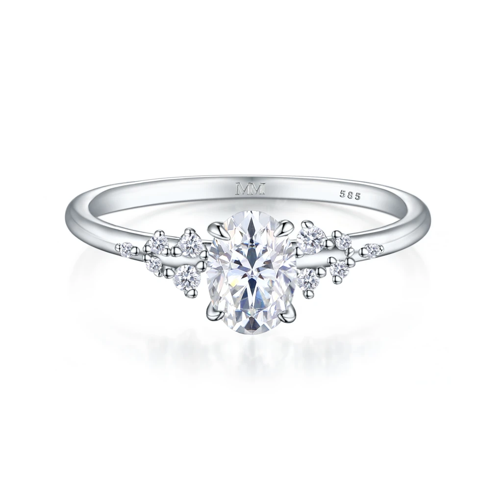 Ovaline - Ovaal Moissanite Ring met Minimalistische Zijstenen