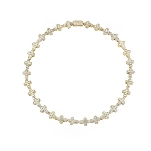 Virtuoso - Smaragd Geslepen Moissanite Pavé Kruis Schakelketting Met Statement Sluiting