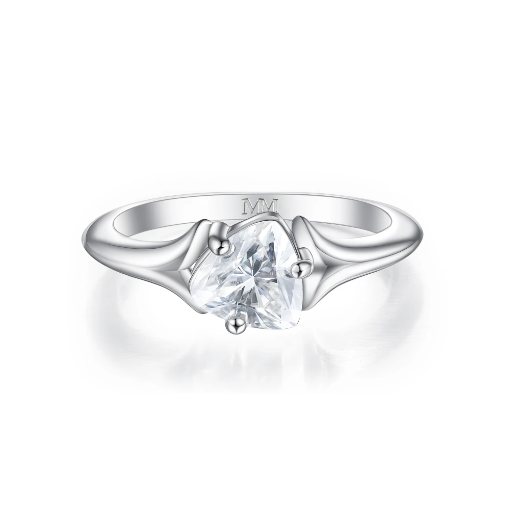 Elysia – Trillion Solitair Moissanite Ring