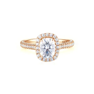 Plushette - Langwerpige Cushion Moissanite Verlovingsring Met Halo en Micropavé Schacht