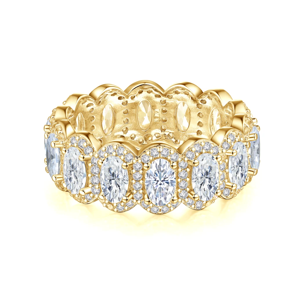 Opaline - Ovaal Geslepen Moissanite Eternity Ring Met Geschulpte Pavé Halo