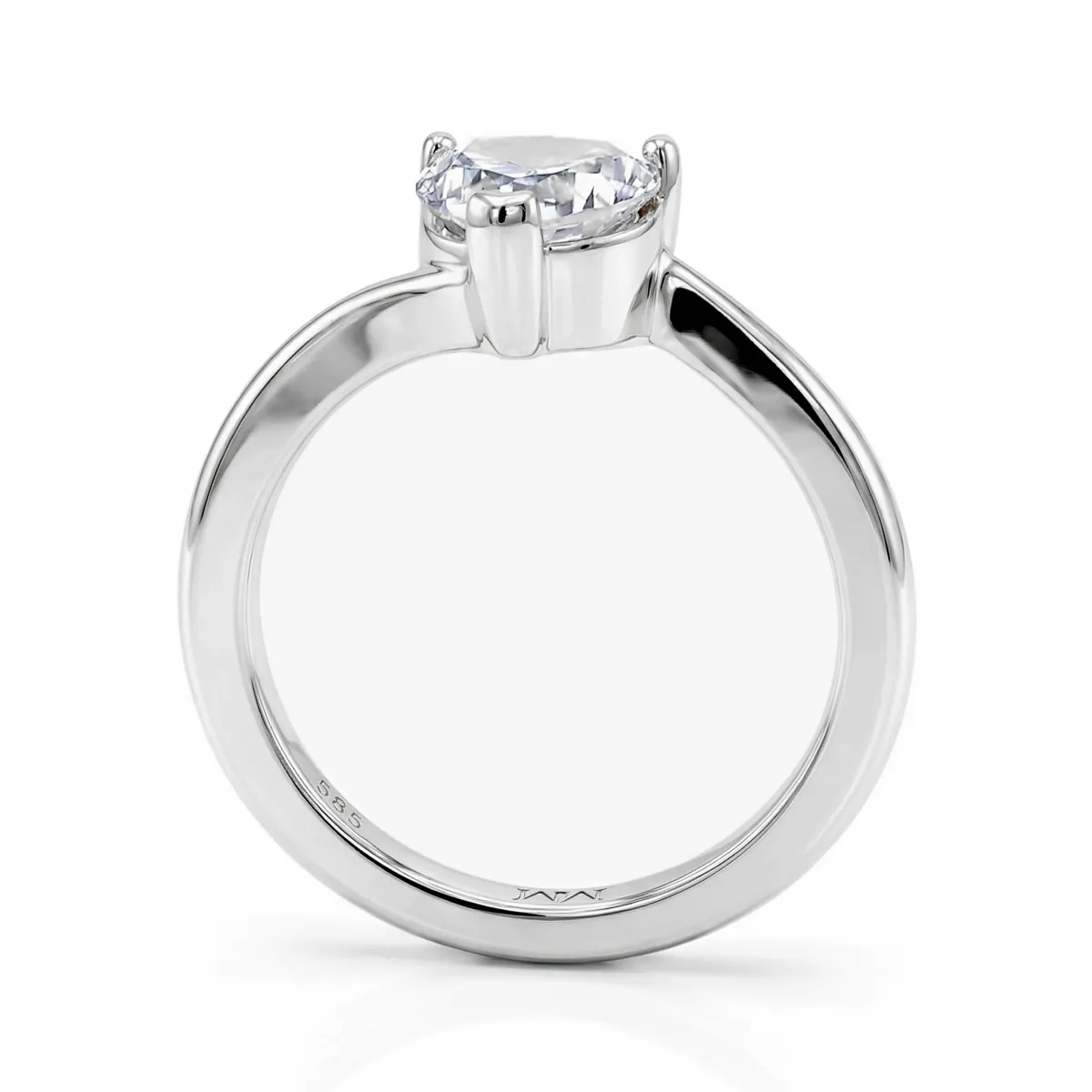 Amora - Hart Solitair Moissanite Ring | My Moissanite