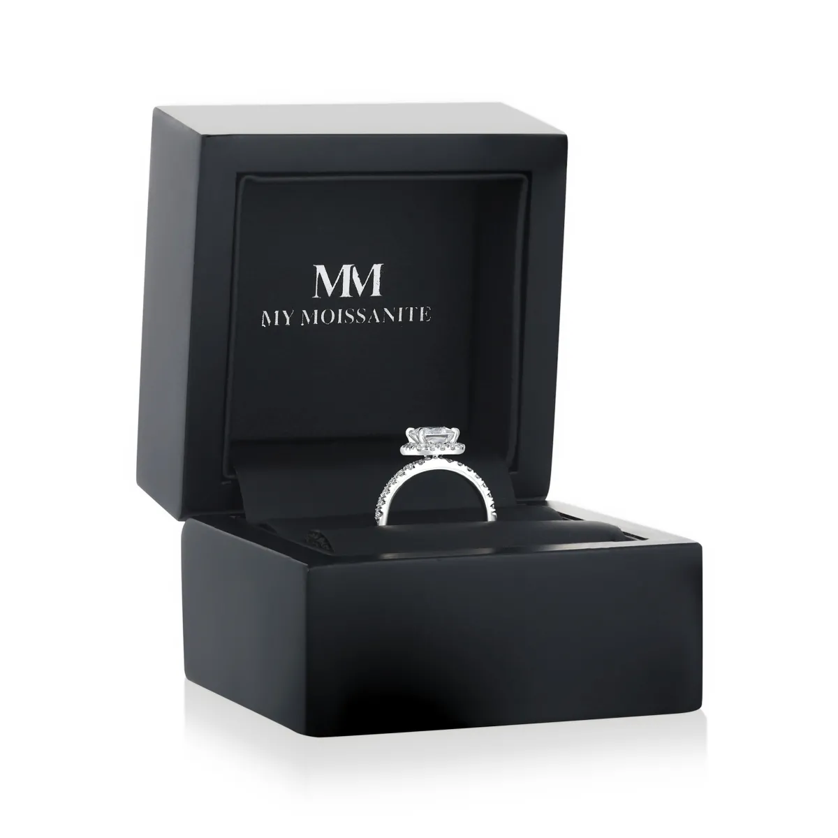 Regalia - Princess Geslepen Moissanite Halo Ring met Pave Band