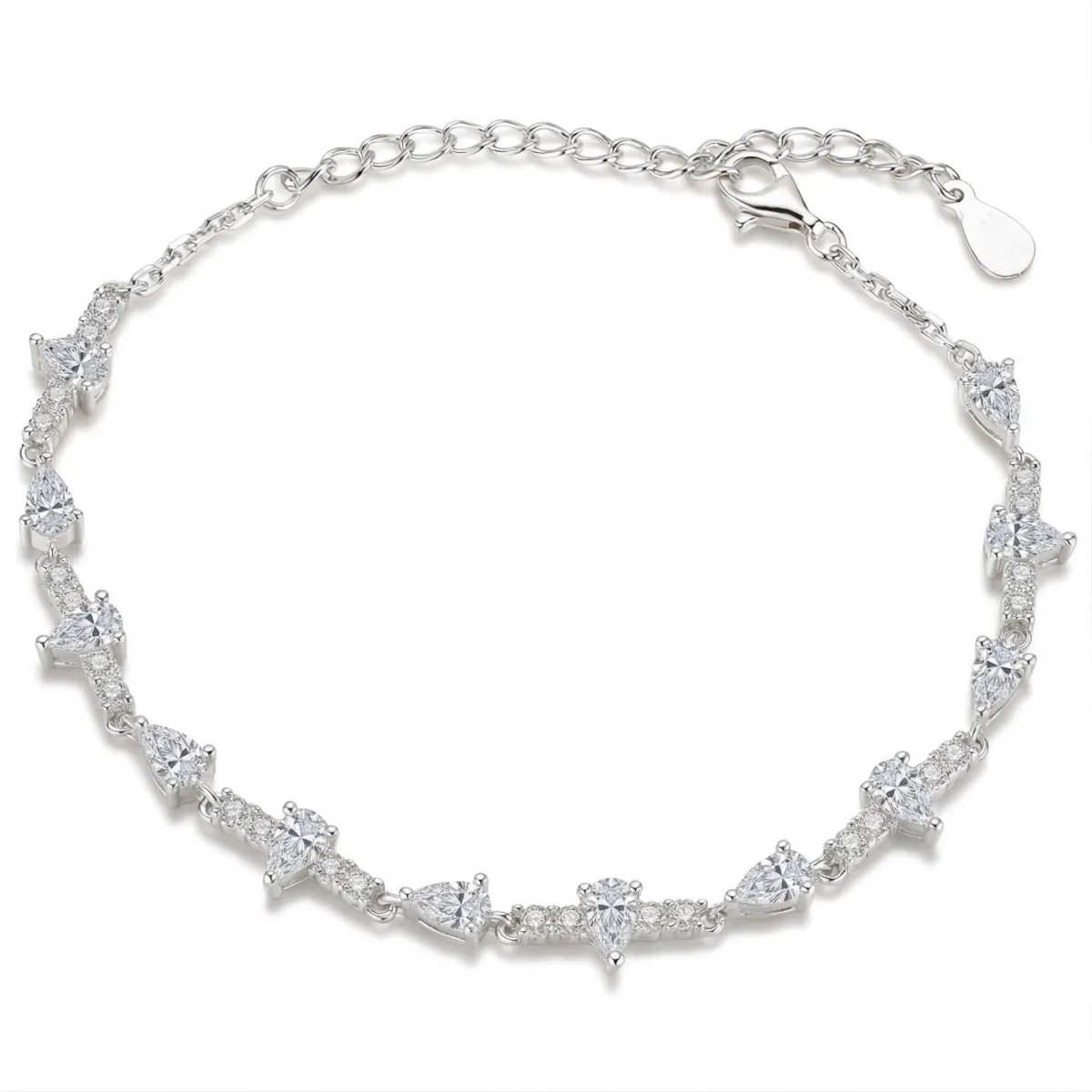 Perlette - Peer Geslepen Moissanite Armband met Elegante Symmetrie